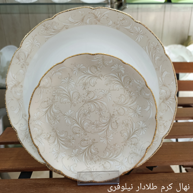 سرویس آرکوپال 26 پارچه طرح نهال کرم قالب نیلوفری برند آنیسون (کارخانه مقصود)