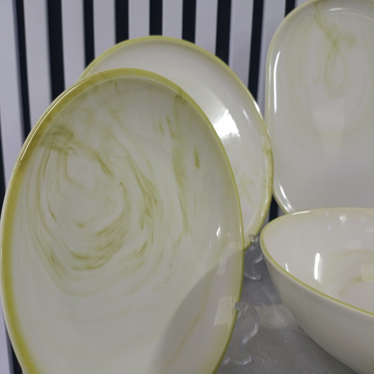 سرویس پذیرایی چینی 31 پارچه Wertvolle طرح استون سبز