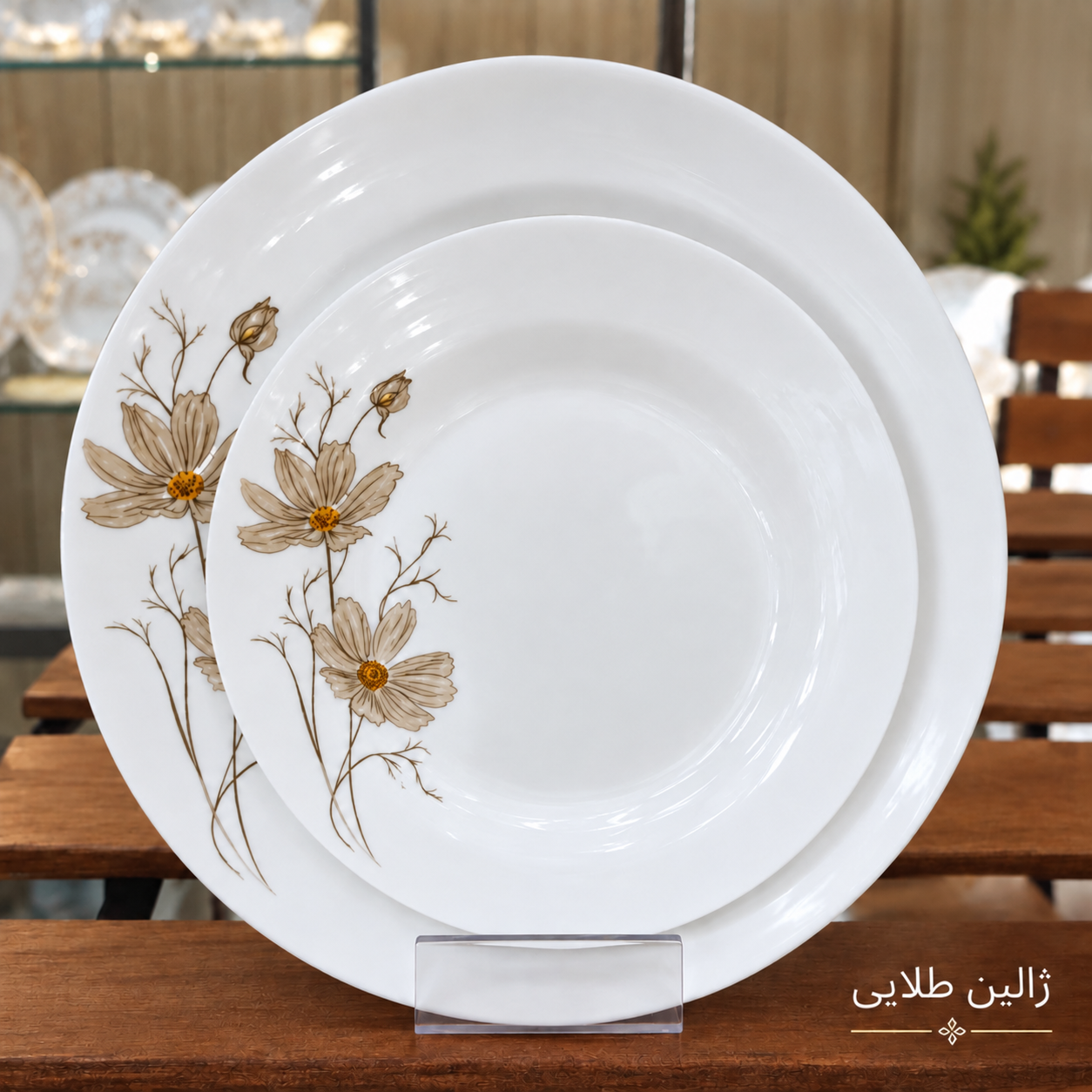 سرویس آرکوپال 26 پارچه طرح ژالین طلایی  قالب گرد لب ساده برند آیرا اپال (کارخانه مقصود)